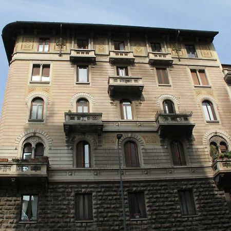 Viale Lunigiana - Penthouse - 6 People Apartment Milano Ngoại thất bức ảnh